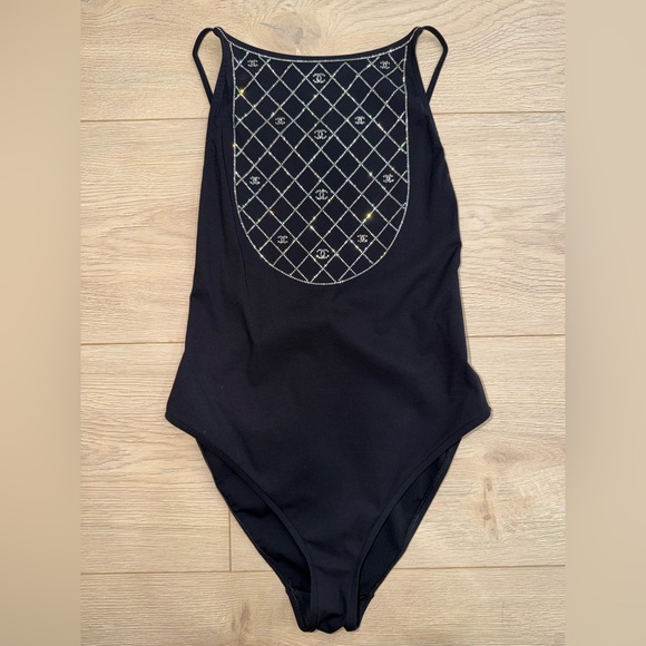 Chanel 23C Black Silver Crystal CC Logo One Piece Swimsuit Runway Bathingsuit 38 - Picture 5 of 16